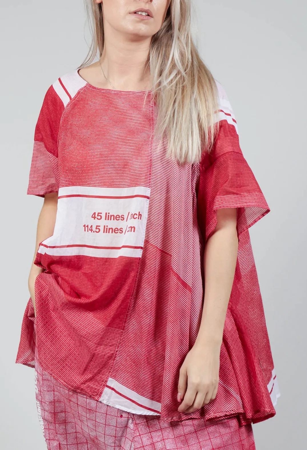 Rundholz Black Label Tops^Short Sleeve Cotton Top in Chili Print