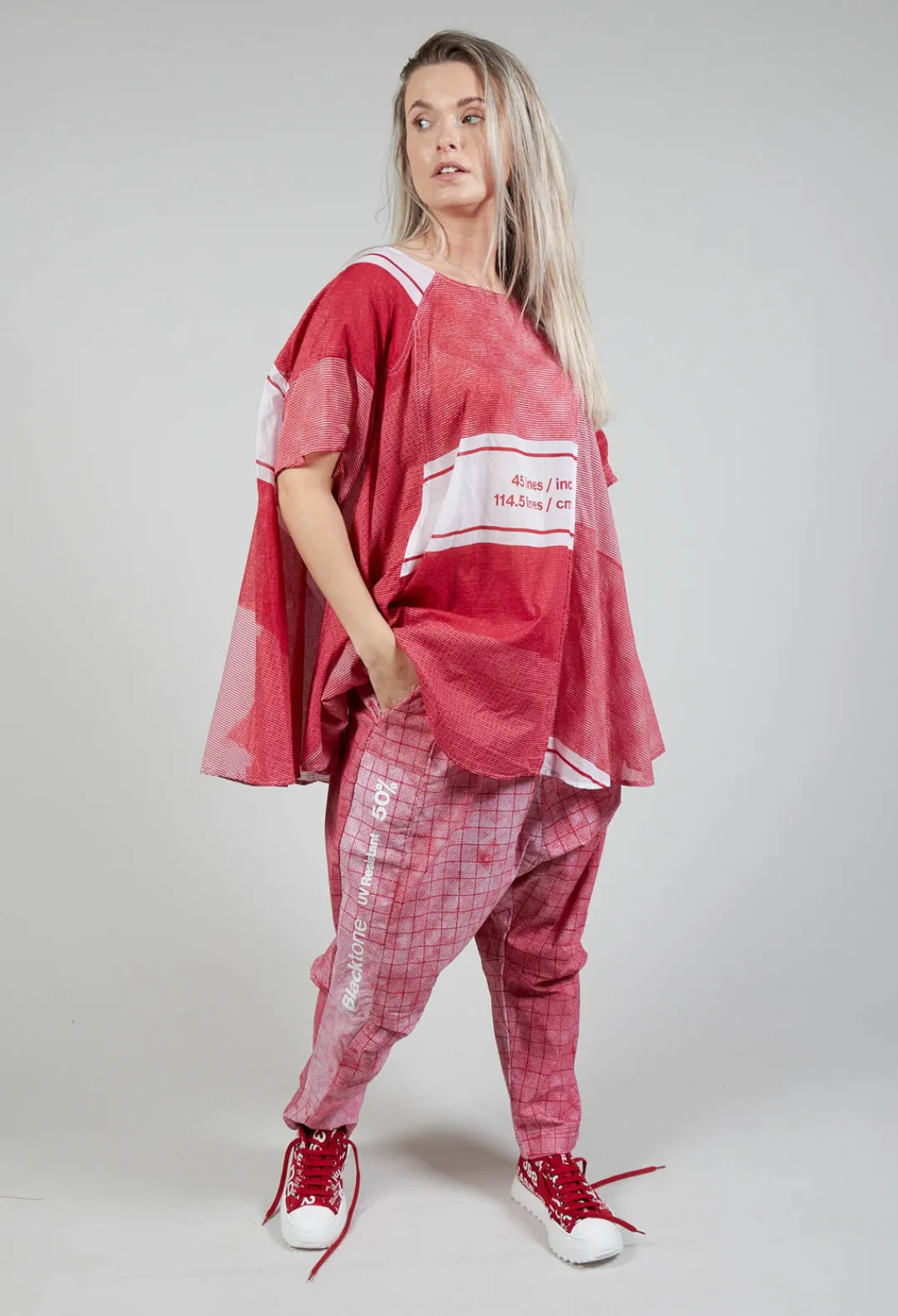 Rundholz Black Label Tops^Short Sleeve Cotton Top in Chili Print
