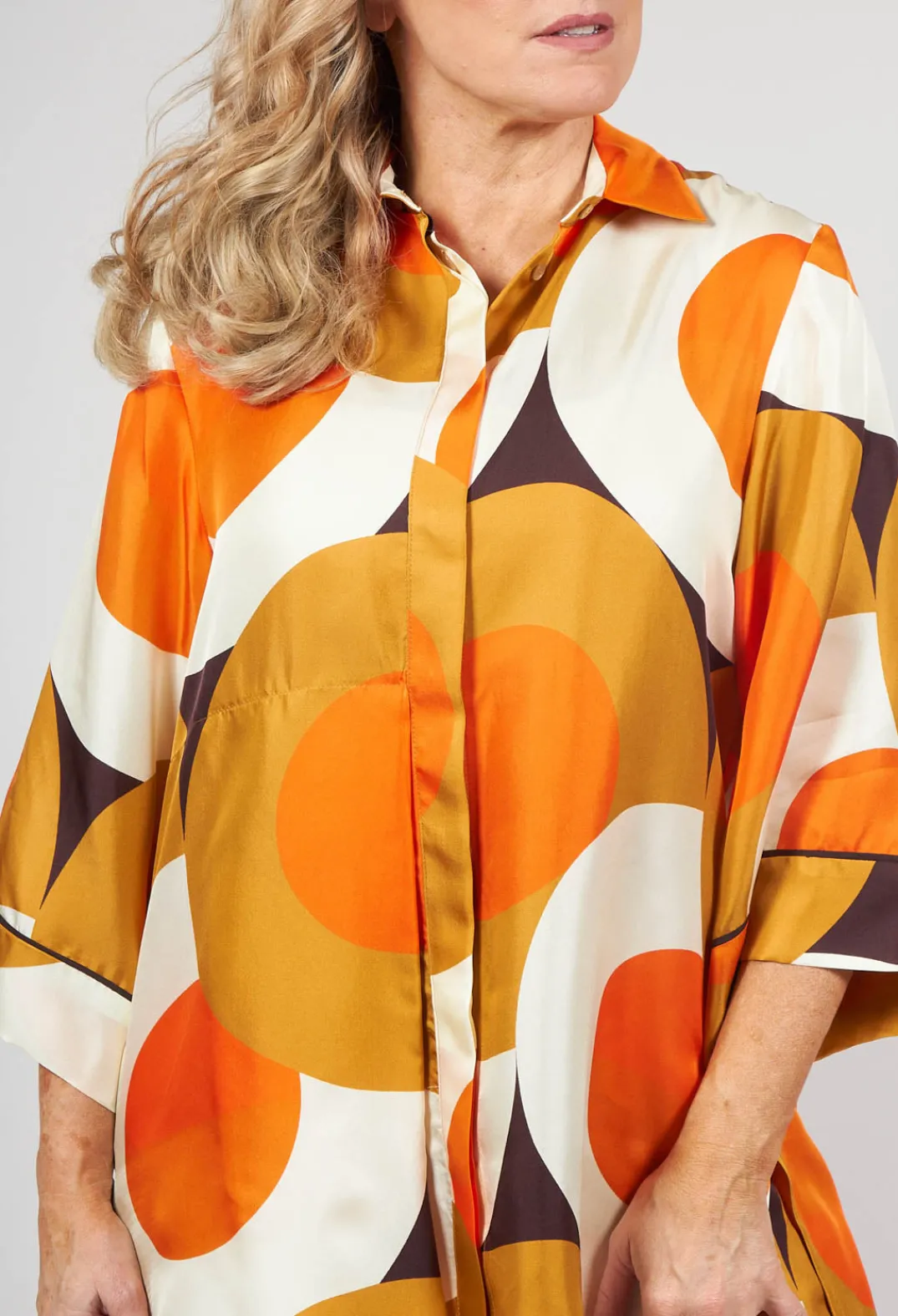 Beatrice B Shirts & Blouses^Silk Blouse in Circle Print