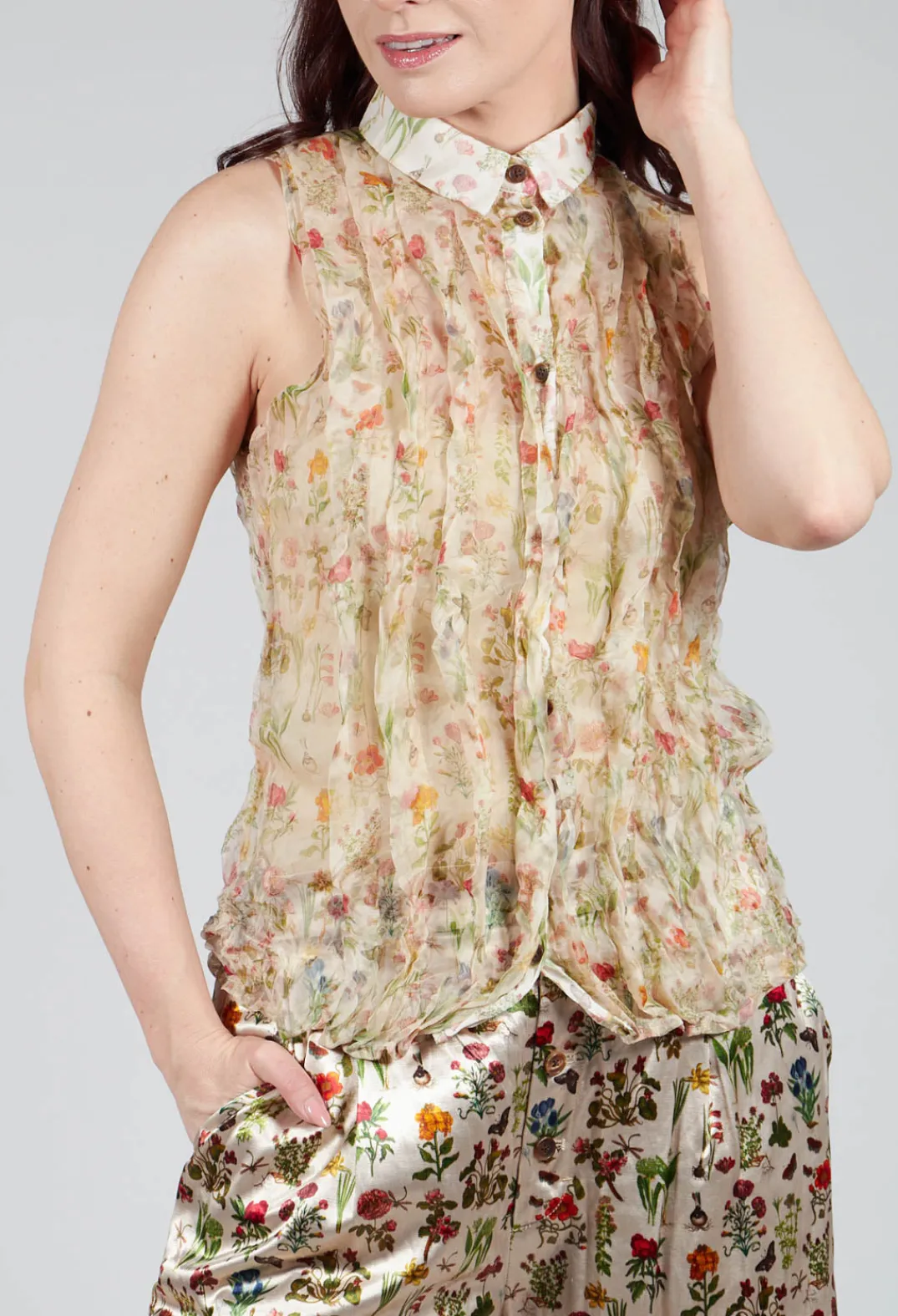 Aleksandr Manamis Tops^Silk Pleat Top in Petite Fleurs