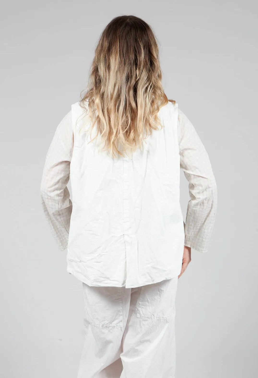 Album Di Famiglia Jackets^Sleeveless Blazer CC in Milk