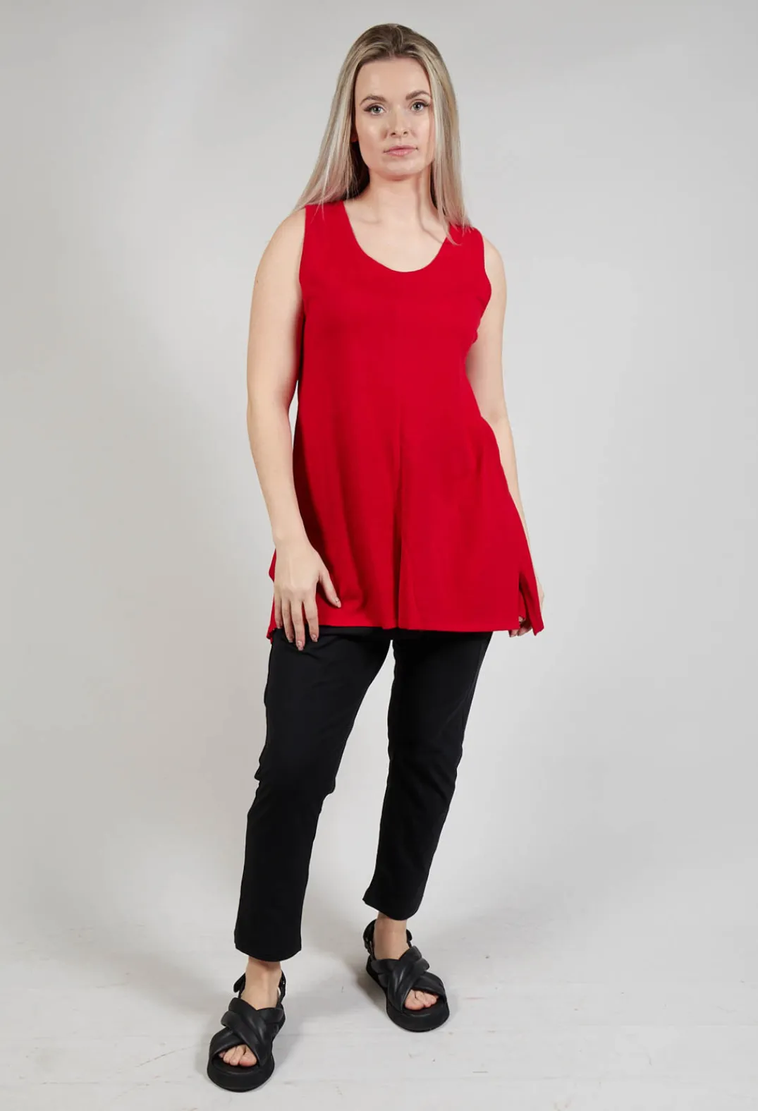 Philomena Christ Tops^Sleeveless Centre Split Top in Red