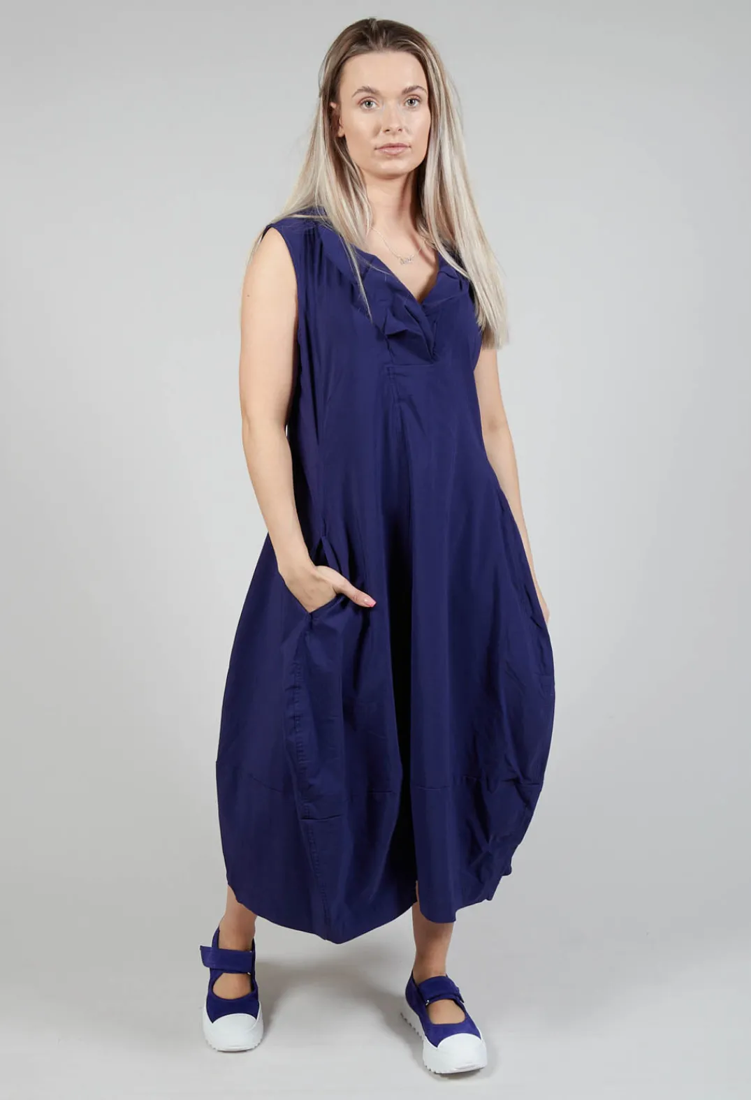 Rundholz Black Label Dresses^Sleeveless Dress with Feature Neckline in Azur