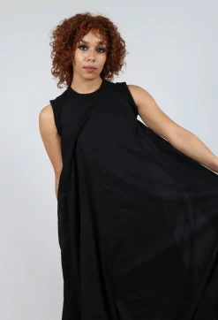 Bread and Butter Dresses^Sleeveless Maxi dress in Black