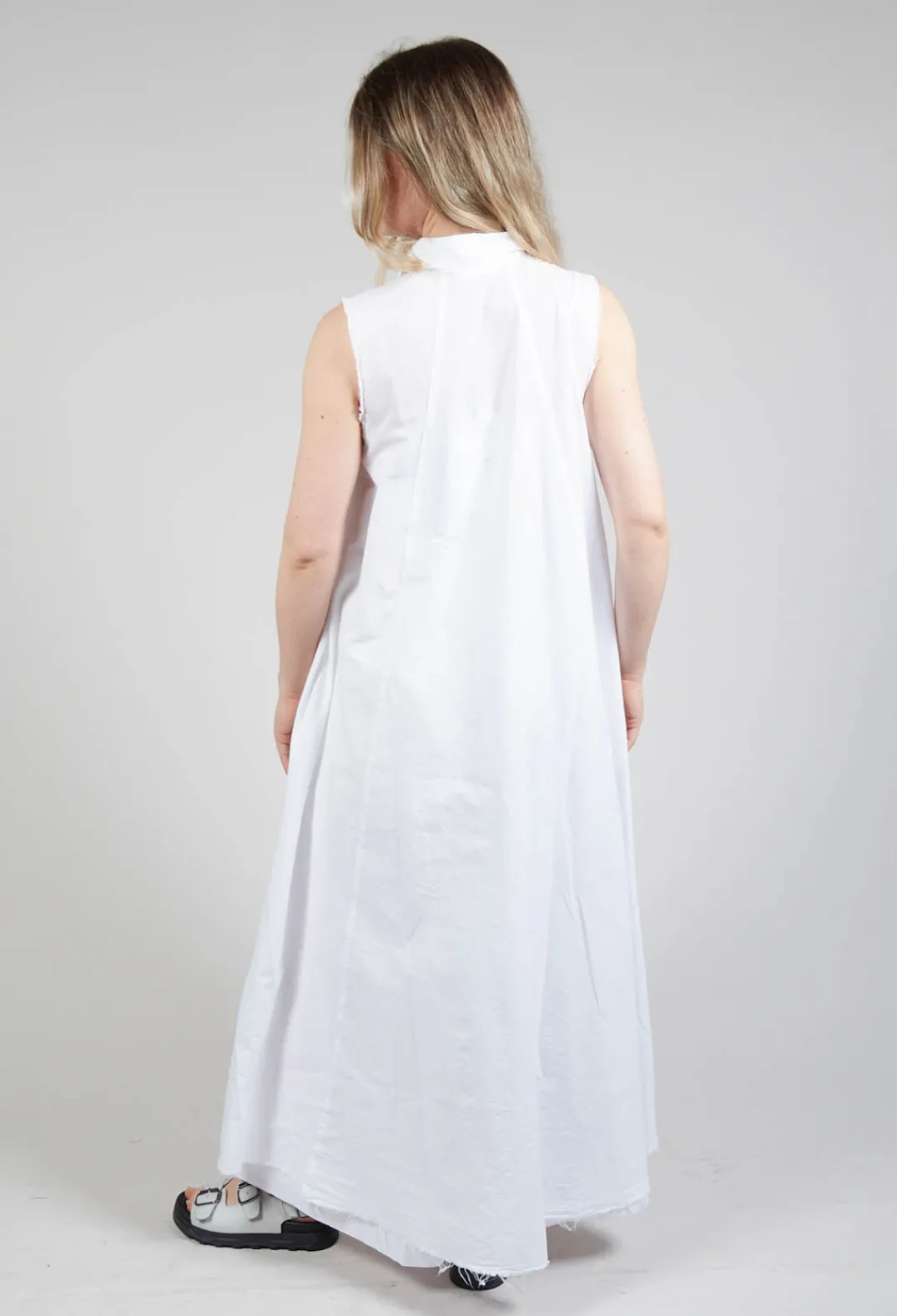 Amici Dresses^Sleeveless Shirt Dress in Bianco