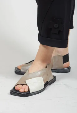 Papucei Flats^Square Toe Seamus Flat in Beige