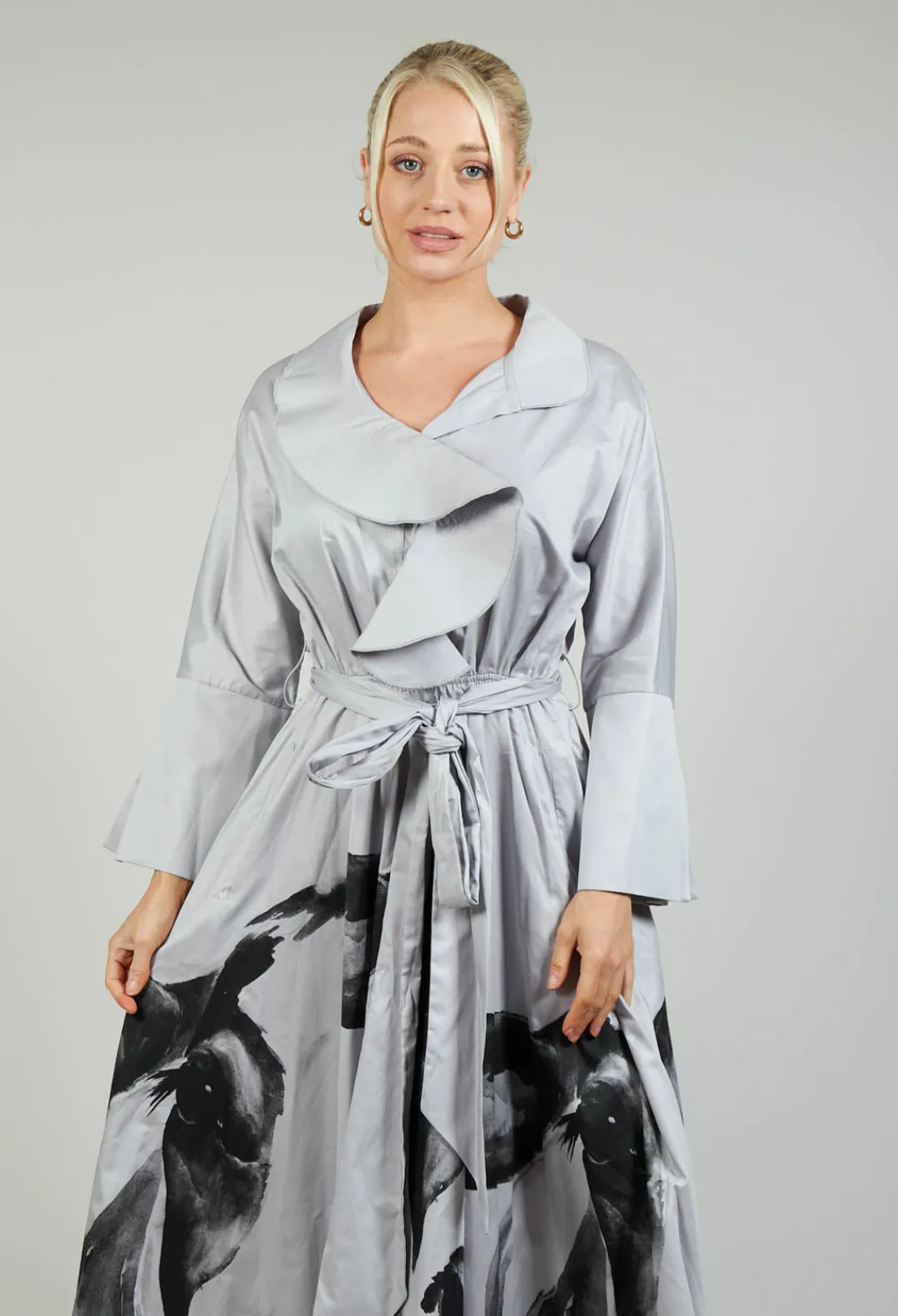 Bize Dresses^Statement Collar Dress in Grey