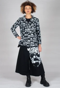 Bread and Butter Tops^Statement Print Top in Black