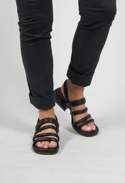 IXOS Flats^Strappy Sandals in Nero