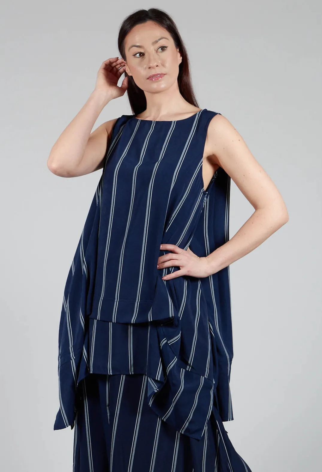Moyuru Shirts & Blouses^Stripe Sleevless Top in Navy