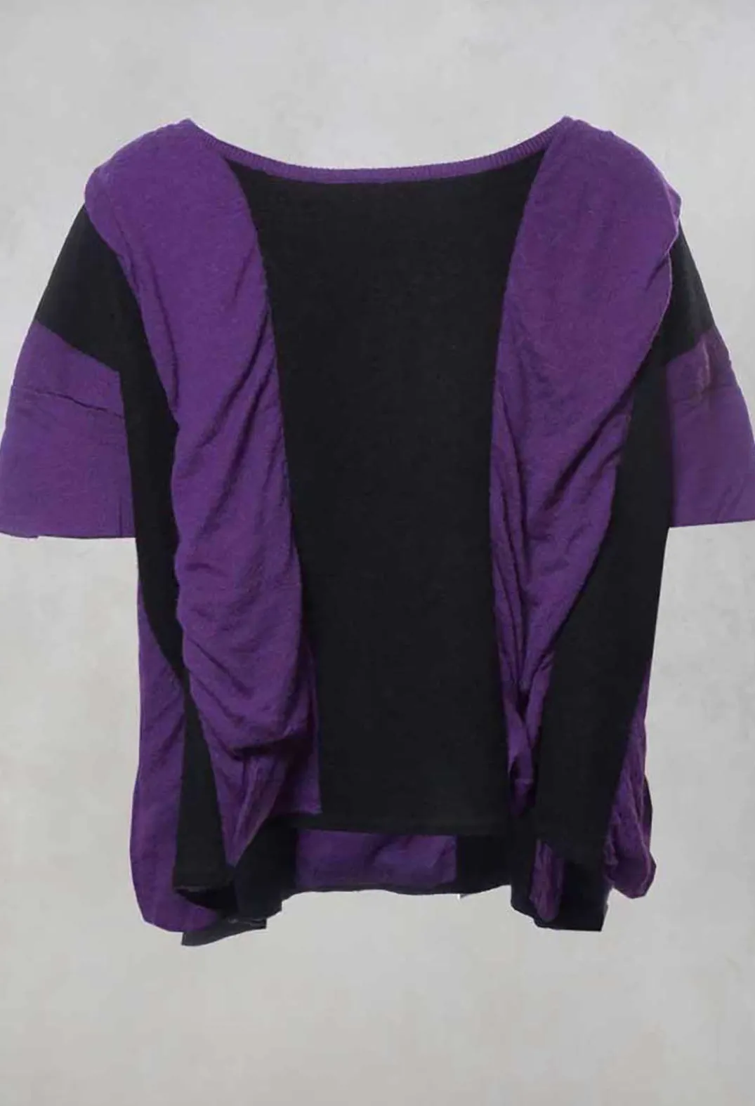 Moyuru Knitwear^Striped Knitted Top in Black / Purple