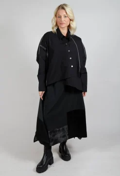 Moyuru Shirts & Blouses^Subtle Stripe Shirt in Black