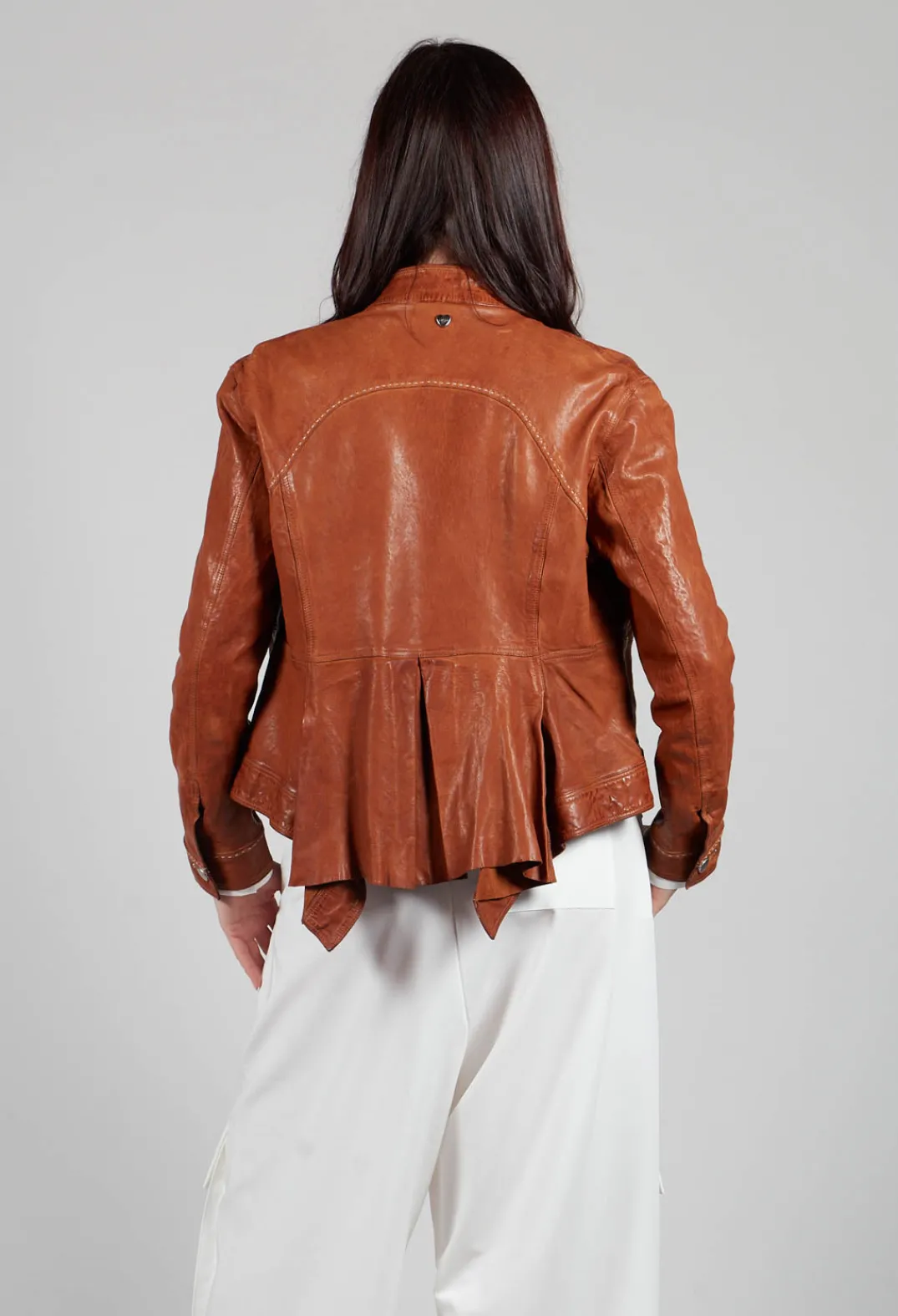 High Jackets^Suspense Leather Jacket in Brown