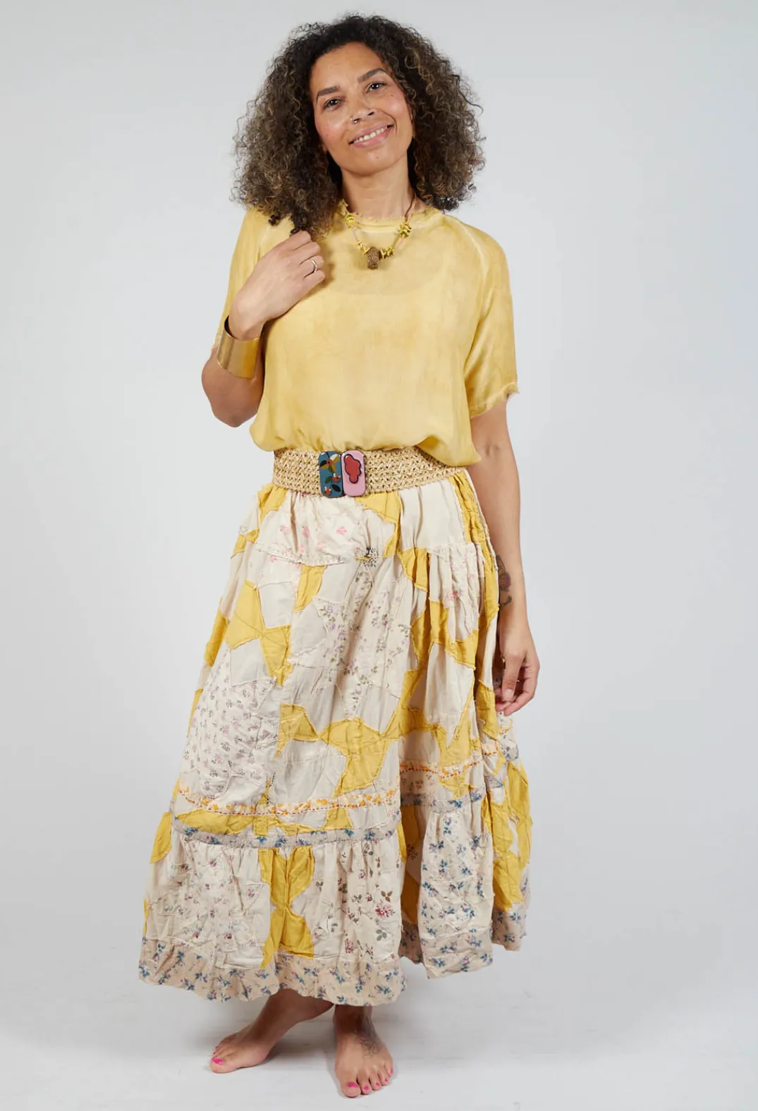 Sanctamuerte Tops^T Shirt in Tinto Freddo Gold