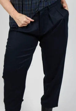 Apuntob Trousers^Tailored Cropped Trousers in Night
