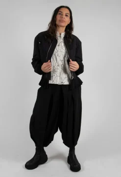 Moyuru Trousers^Tailored Dropcrotch Trousers in Black