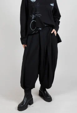 Moyuru Trousers^Tailored Dropcrotch Trousers in Black
