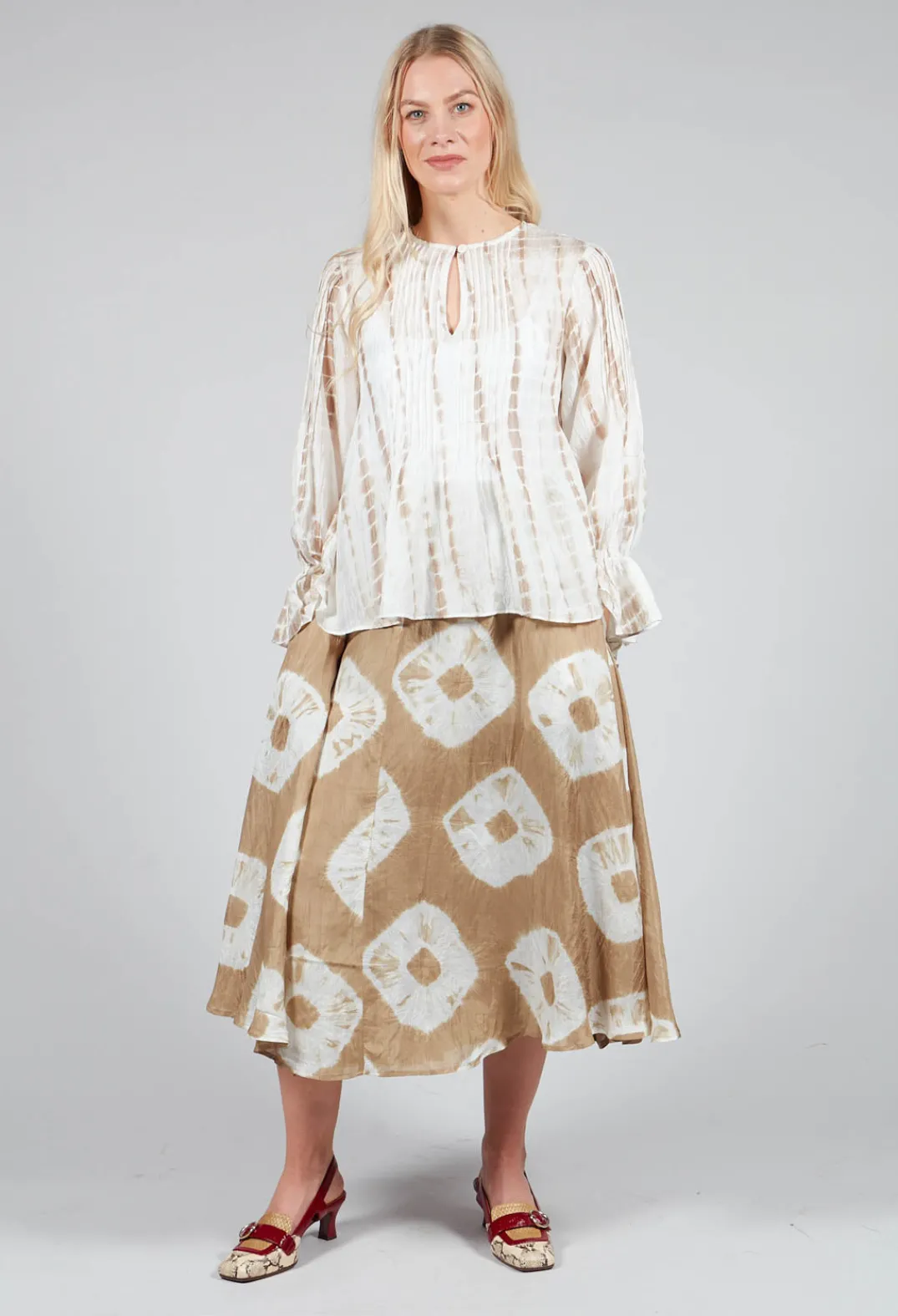 Bianco Levrin Shirts & Blouses^Tana Shirt in Beige and Cream