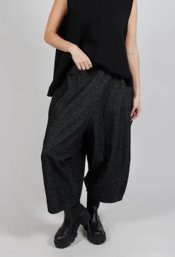 Moyuru Trousers^Textured Wide Leg Trousers in Black