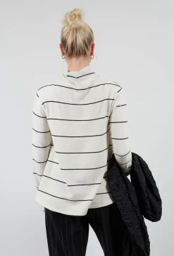 Operificio Neirami Jumpers^Thin Stripe Jumper in Nera