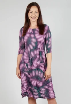 Alquema Dresses^Three Quarter Sleeve Smash Dress in Purple Leaf