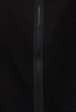 Nu T-shirts^T-Shirt in Black