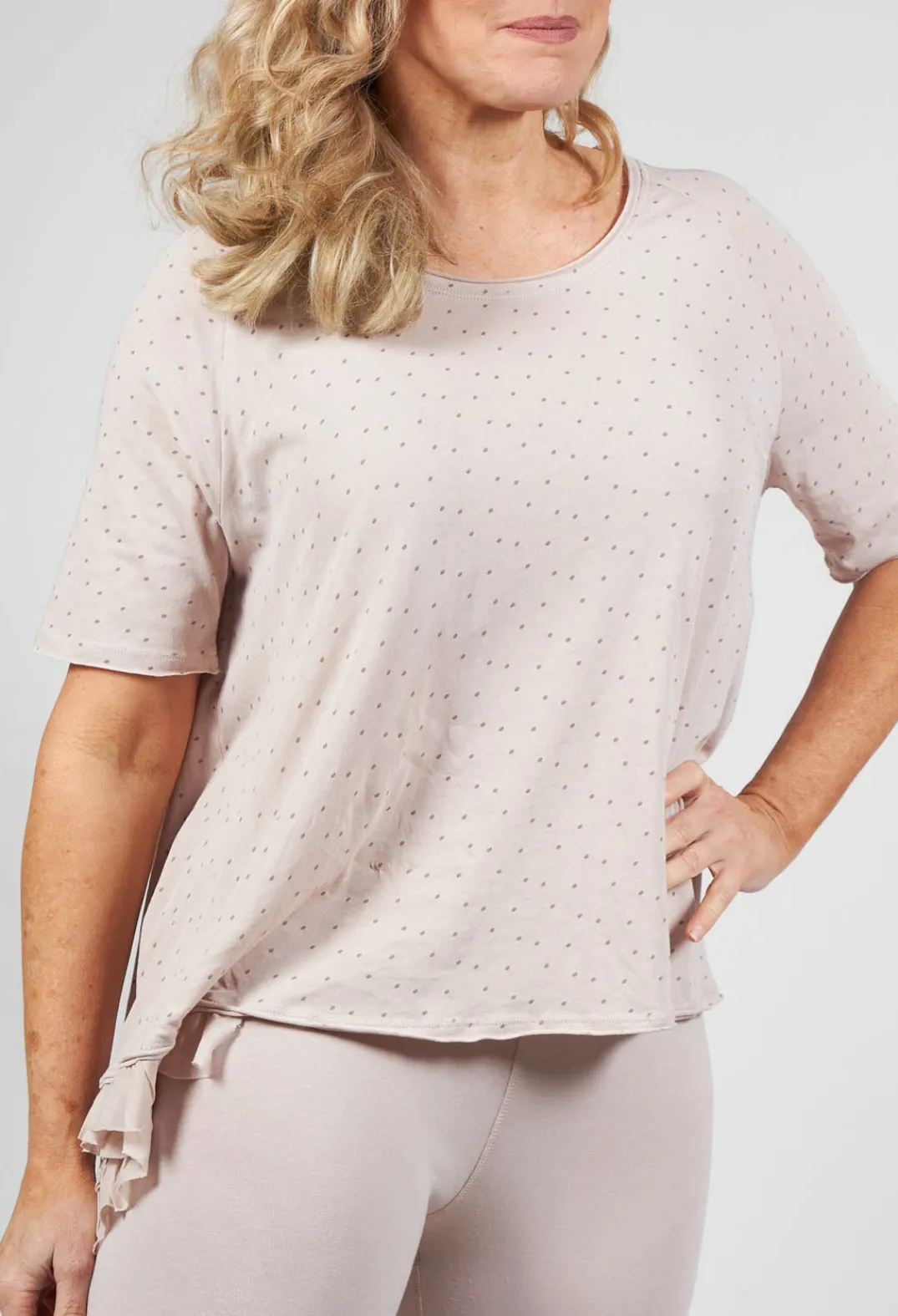 Ewa I Walla Shirts & Blouses^T-Shirt with High Low Hem in Dots