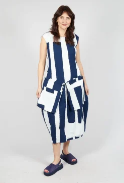 Rundholz Black Label Dresses^Tulip Dress with Feature Pockets in Navy Print