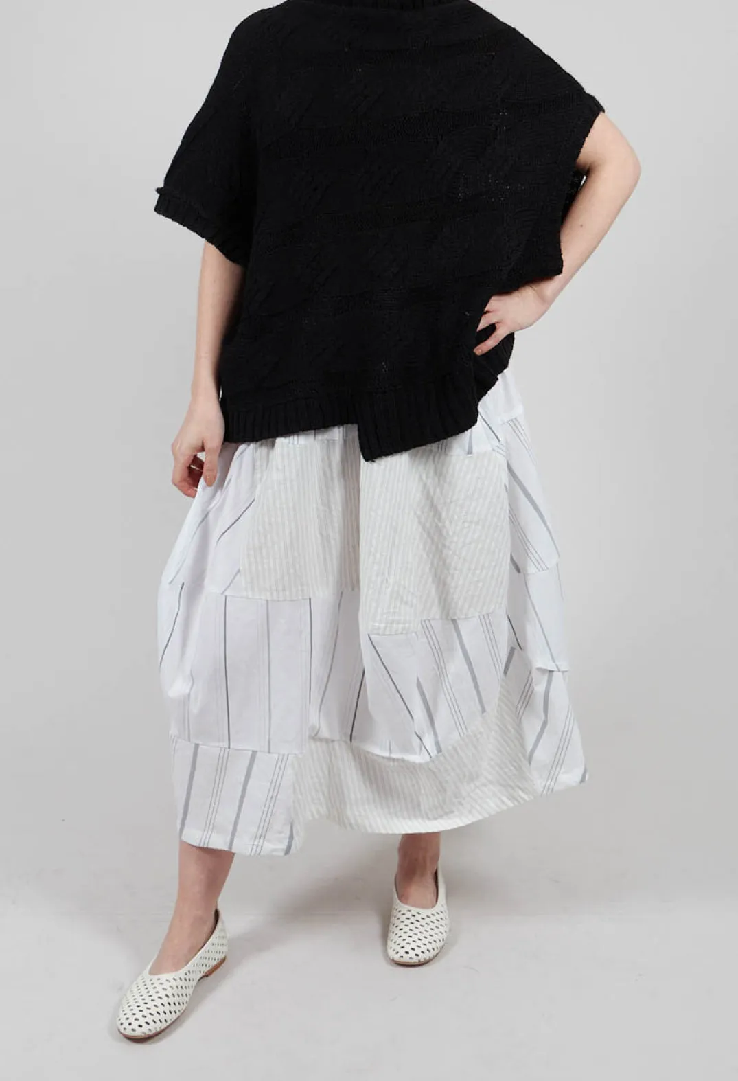 Moyuru Skirts^Tulip Hem Skirt in White Stripe
