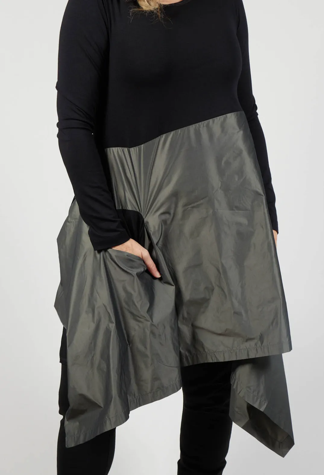 Xenia Design Tops^Tunic Bise In Black Olive Green