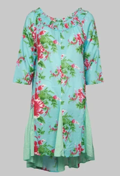 Rhum u0026 Raisin Shirts & Blouses^Tunic with Three Quarter Sleeves in Floral Marie Print