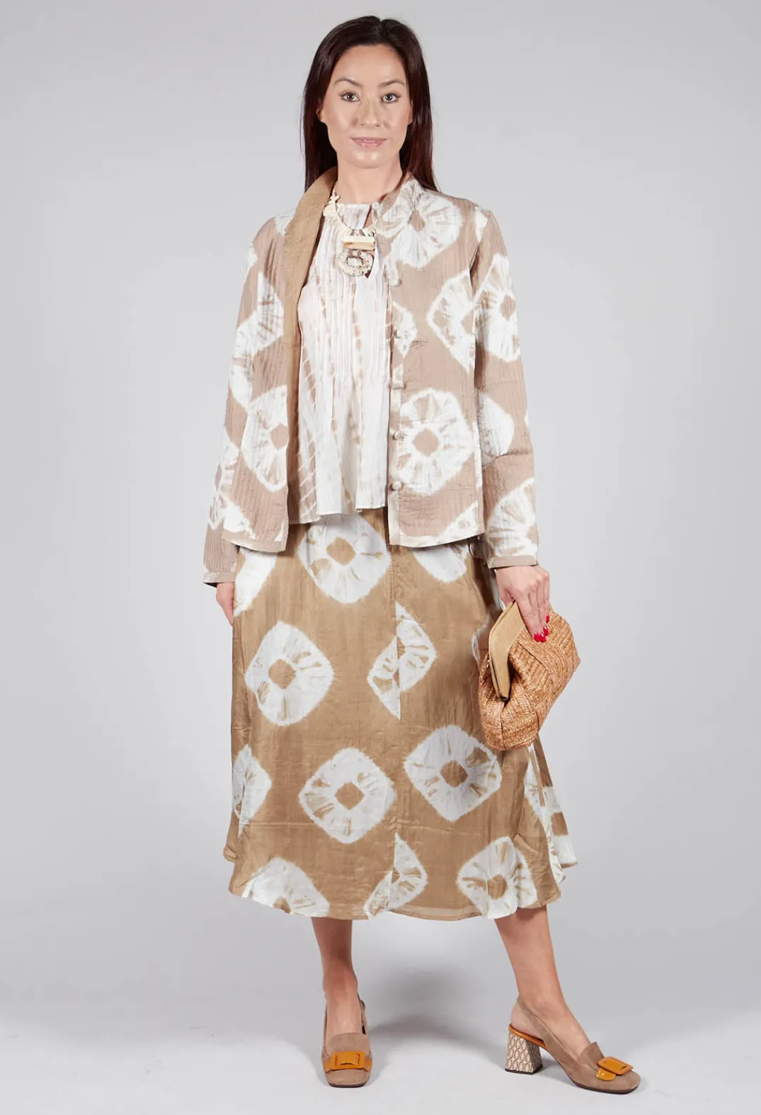 Bianco Levrin Jackets^Ulla Padded Jack in Beige and Cream