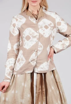Bianco Levrin Jackets^Ulla Padded Jack in Beige and Cream