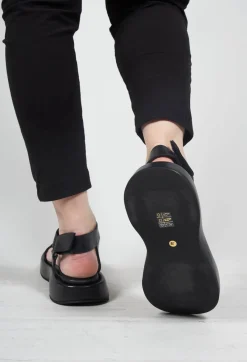 Malloni Sandals^Velcro Strap Sandals in Black