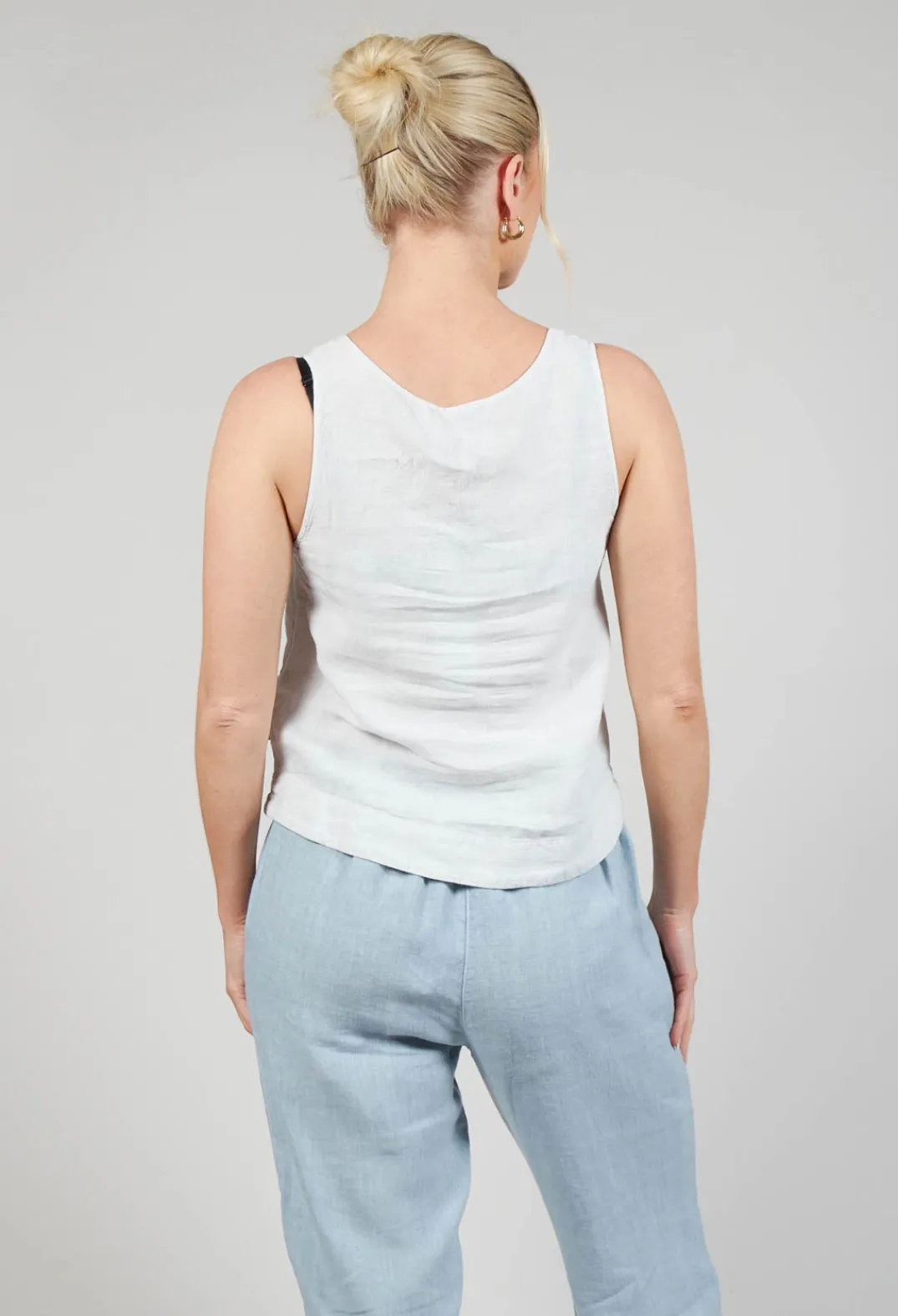 Elemente Clemente Tops^Vest Yune in Greige