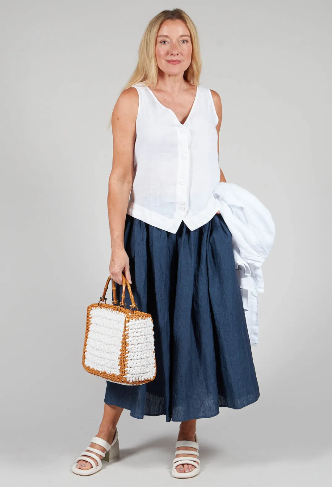 Elemente Clemente Tops^Vest Yune in White