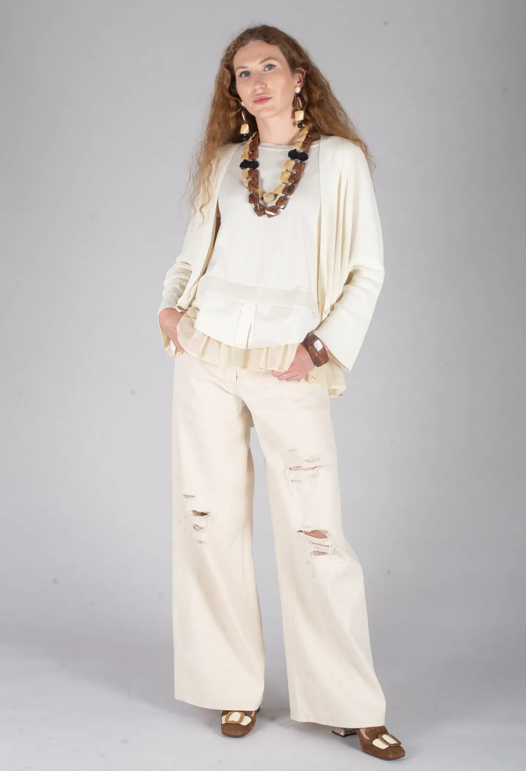 Isabel Benenato Cardigans^V-Neck Boxy Cardigan in White