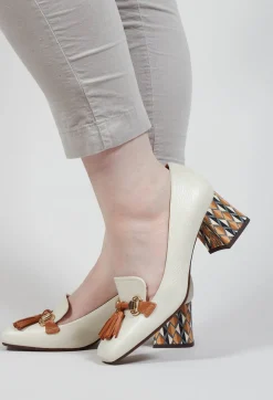 Chie Mihara Boots^Vuolin Heel in Cluero White and Brown