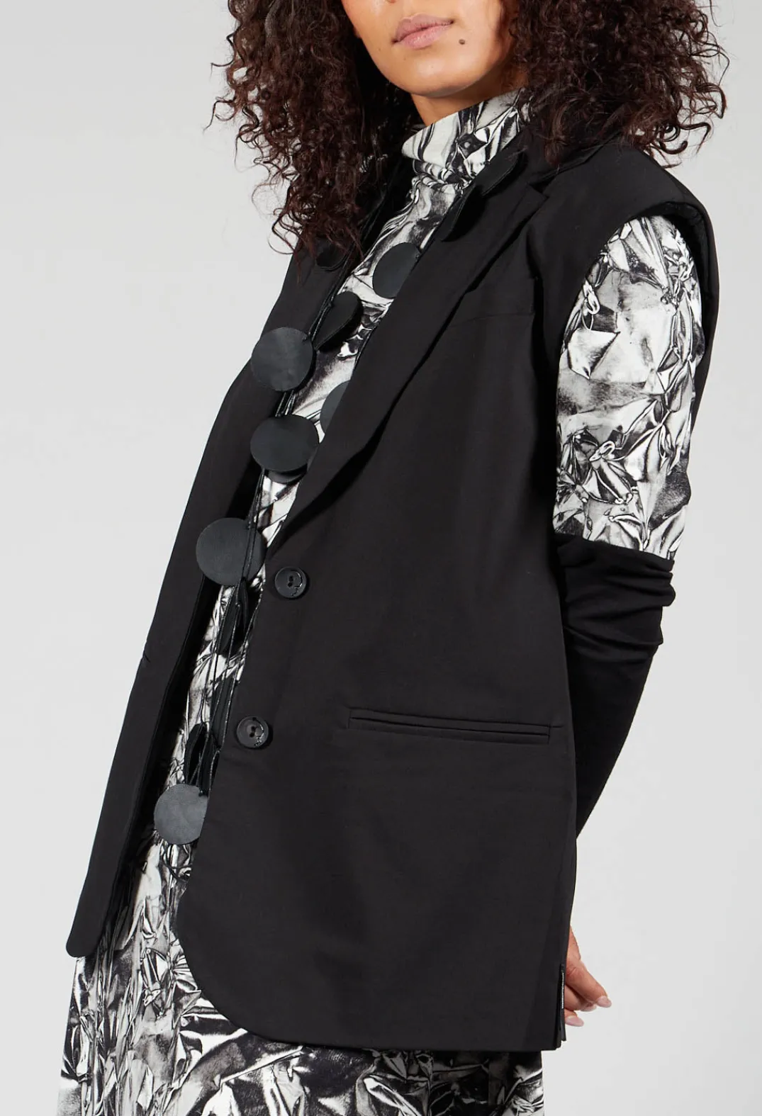 Nostra Santissima Jackets^Waistcoat with Shoulder Pads in Black