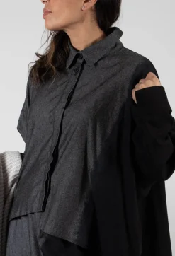 Moyuru Shirts & Blouses^Wide Fit Shirt in Dark Grey
