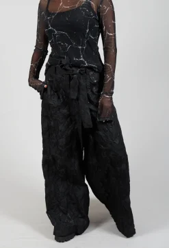 La Haine Trousers^Wide Leg Textured Trousers in Black