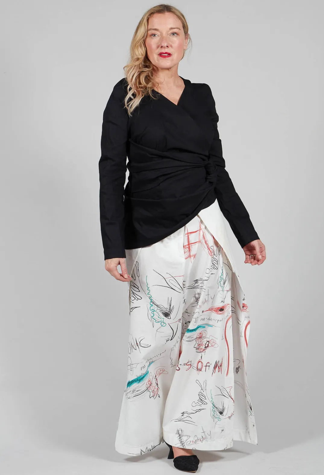 Malloni Tops^Wrap Style Top in Nero