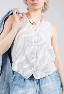 Elemente Clemente Tops^Yune Vest in Undyed Stripe